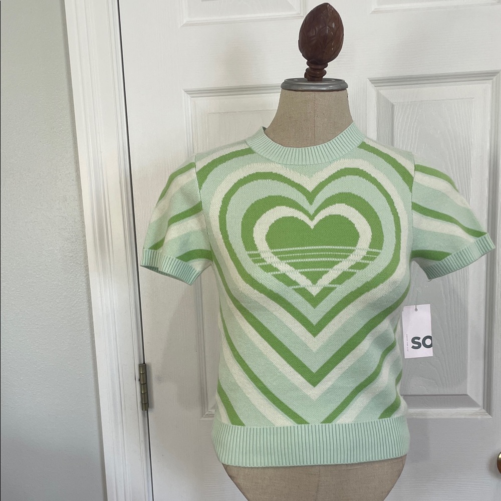 SO Green Heart Short Sleeve Sweater punk prep striped women’s size M nwts